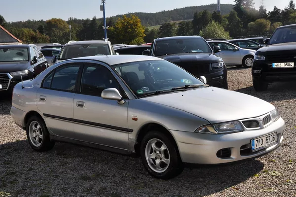 Mitsubishi Carisma 1.8GDi 92kW LS - foto 2
