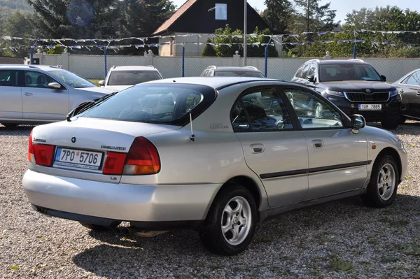 Mitsubishi Carisma 1.8GDi 92kW LS - foto 3