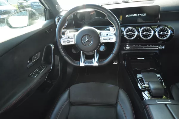 Mercedes-Benz Třídy A A35 AMG 225kW 4MATIC - foto 5