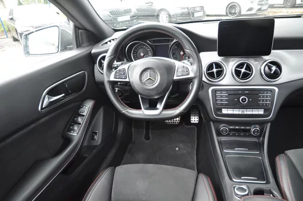 Mercedes-Benz CLA 180 90kW AMG - line - foto 5