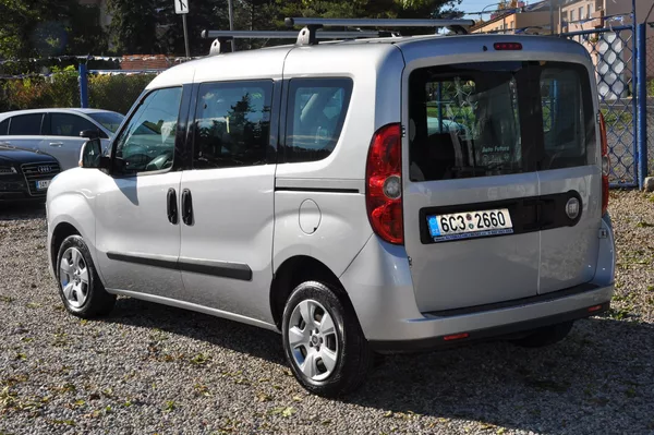 Fiat Dobló 1.3JTD 66kW 5.míst - foto 4