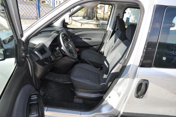 Fiat Dobló 1.3JTD 66kW 5.míst - foto 6