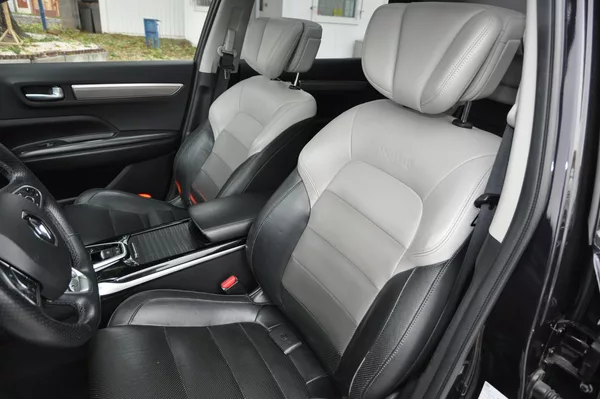 Renault Koleos 2.0dCi 130kW 4WD A/T Initiale - foto 7