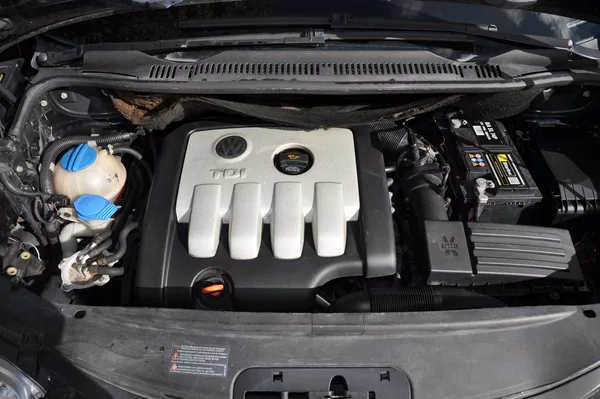 Volkswagen Touran 2.0TDi 100kW 7.míst Highline - foto 10