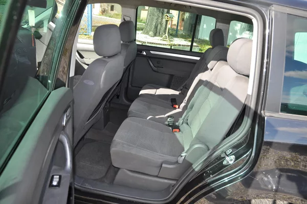 Volkswagen Touran 2.0TDi 100kW 7.míst Highline - foto 7