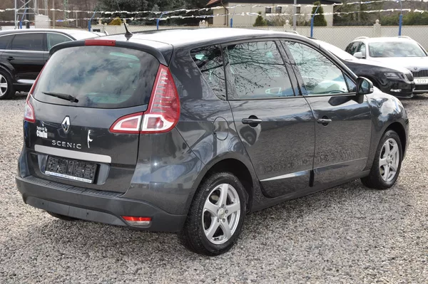 Renault Scénic 1.6i 16V 81kW - foto 3