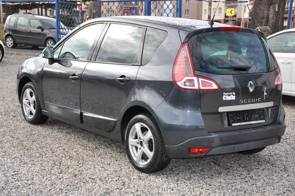 Renault Scénic 1.6i 16V 81kW - foto 4