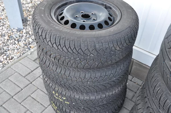 Volkswagen Golf VI 1.6TDi 66kW Trendline - foto 17
