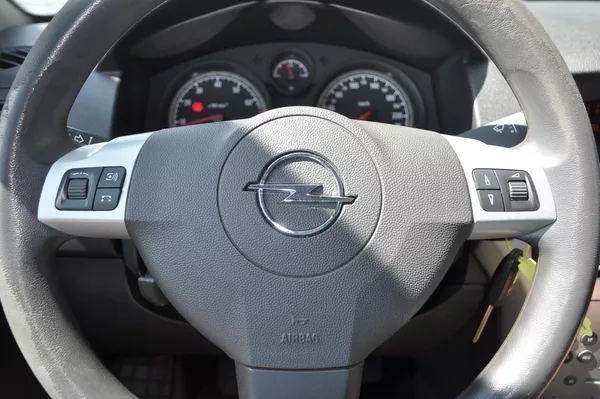 Opel Astra 1.4i 66kW KOMBI - foto 10
