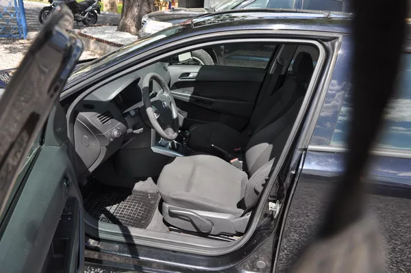 Opel Astra 1.4i 66kW KOMBI - foto 6