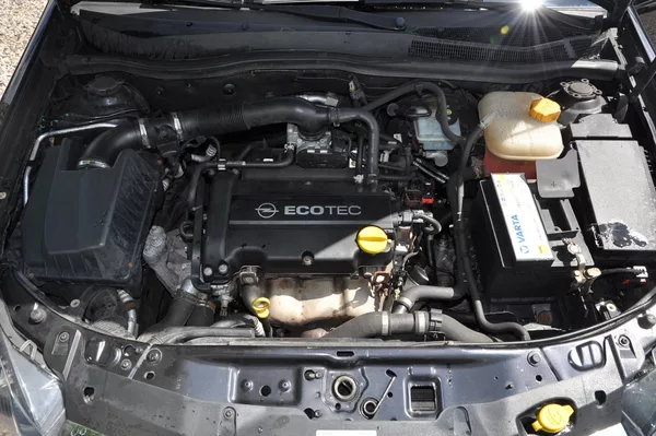 Opel Astra 1.4i 66kW KOMBI - foto 9