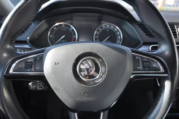 Škoda Superb III 2.0TDi 110kW KOMBI - foto 12