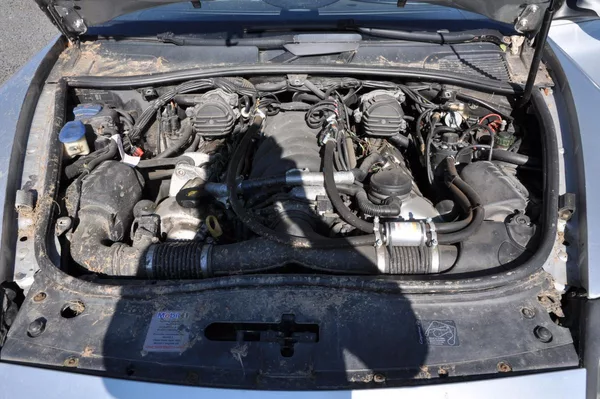 Porsche Cayenne 4.5i V8 250kW - foto 6