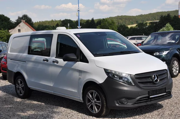 Mercedes-Benz Vito 116CDi L Automat 4x4 - foto 2