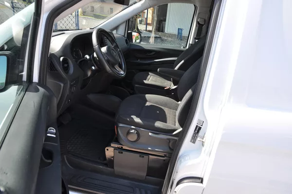 Mercedes-Benz Vito 116CDi L Automat 4x4 - foto 6