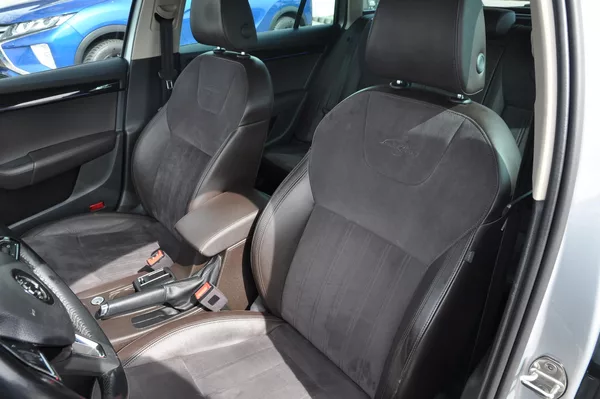 Škoda Octavia III 2.0TSi 140kW 4x4 A/T L+K - foto 7