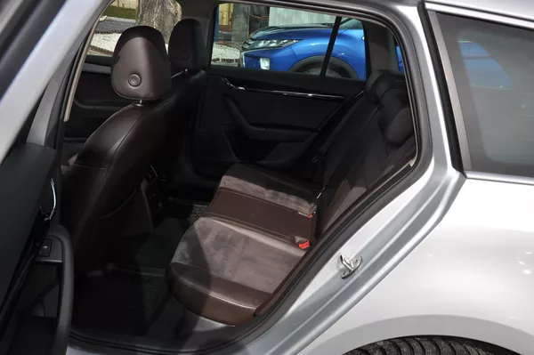 Škoda Octavia III 2.0TSi 140kW 4x4 A/T L+K - foto 8