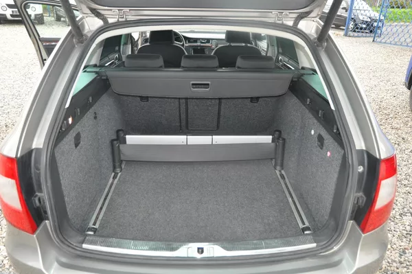 Škoda Superb II 2.0TDi 103kW KOMBI Elegance - foto 10