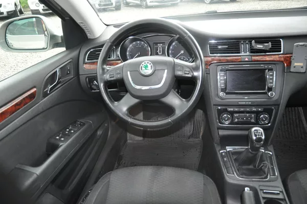 Škoda Superb II 2.0TDi 103kW KOMBI Elegance - foto 5