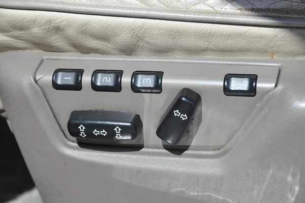 Volvo XC90 4.4i V8 232kW 4x4 A/T - foto 13
