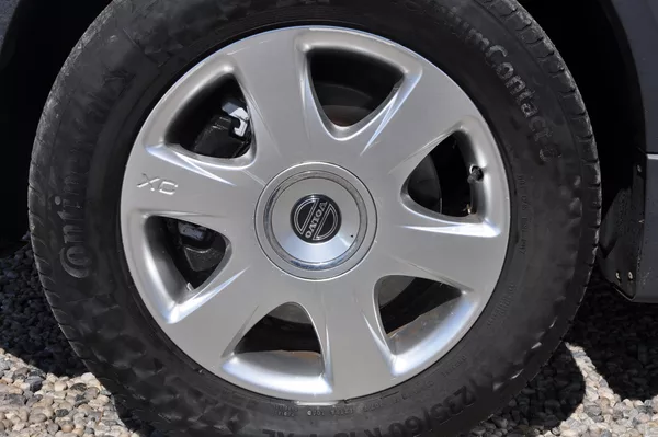 Volvo XC90 4.4i V8 232kW 4x4 A/T - foto 16