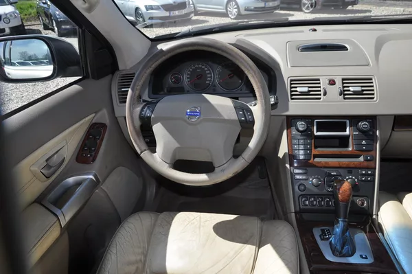 Volvo XC90 4.4i V8 232kW 4x4 A/T - foto 5