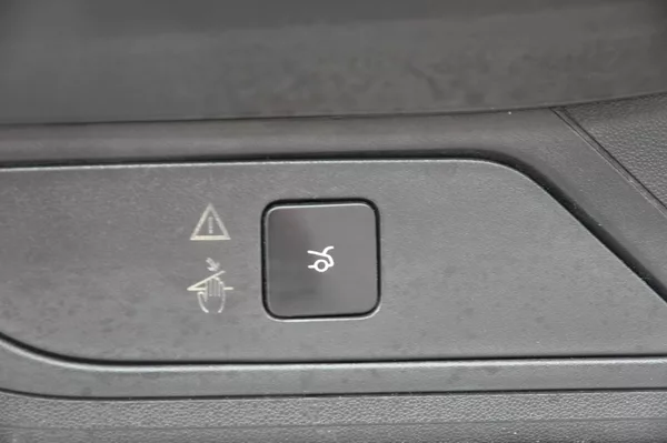 Citroën Grand C4 Picasso 1.6HDi 88kW Exclusive Automat - foto 10