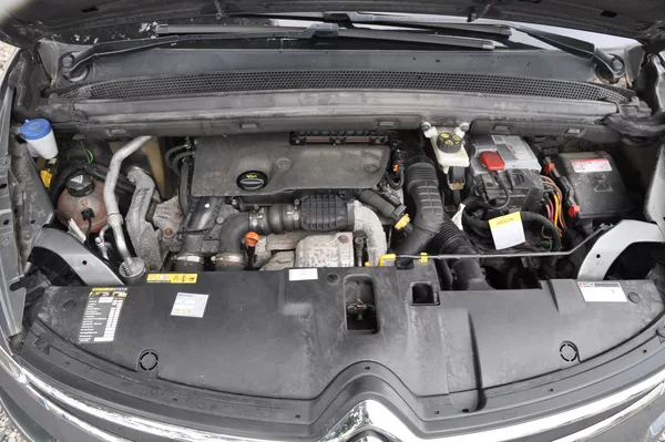 Citroën Grand C4 Picasso 1.6HDi 88kW Exclusive Automat - foto 11