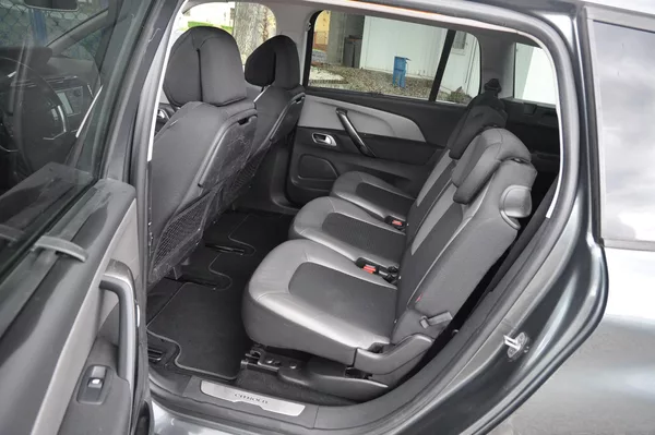 Citroën Grand C4 Picasso 1.6HDi 88kW Exclusive Automat - foto 7