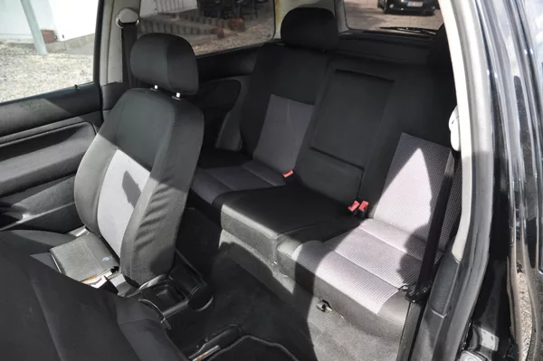 Volkswagen Golf IV 1.9TDi 74kW 3dv. - foto 6