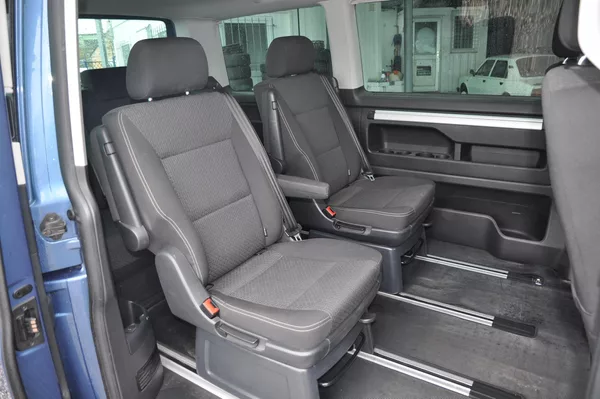 Volkswagen Multivan 2.0TDi 110kW Automat - foto 11