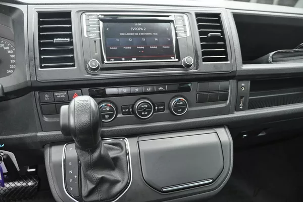 Volkswagen Multivan 2.0TDi 110kW Automat - foto 5