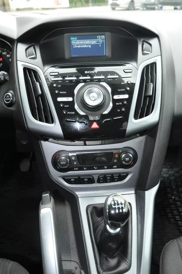 Ford Focus 1.6i 110kW Titanium - foto 13