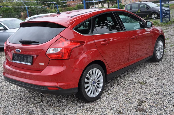 Ford Focus 1.6i 110kW Titanium - foto 3