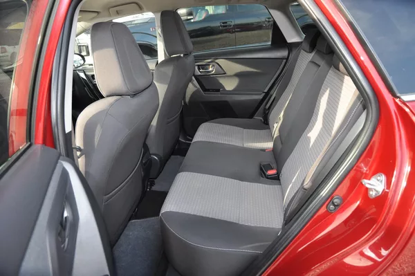 Toyota Auris 1.2i Turbo 85kW KOMBI - foto 7