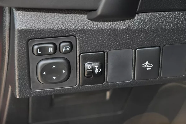 Toyota Auris 1.2i Turbo 85kW KOMBI - foto 9