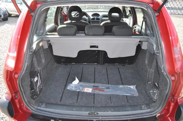 Peugeot 206 SW 1.6HDi 80kW - foto 8