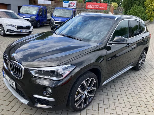 BMW X1 X-DRIVE 2.0d 140kW HEAD-UP,ČR - foto 10