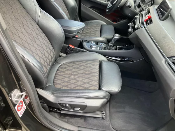 BMW X1 X-DRIVE 2.0d 140kW HEAD-UP,ČR - foto 12