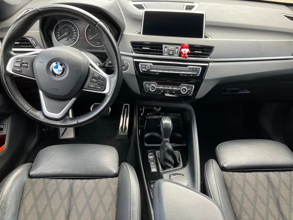 BMW X1 X-DRIVE 2.0d 140kW HEAD-UP,ČR - foto 19