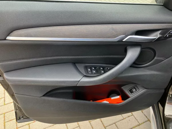 BMW X1 X-DRIVE 2.0d 140kW HEAD-UP,ČR - foto 20