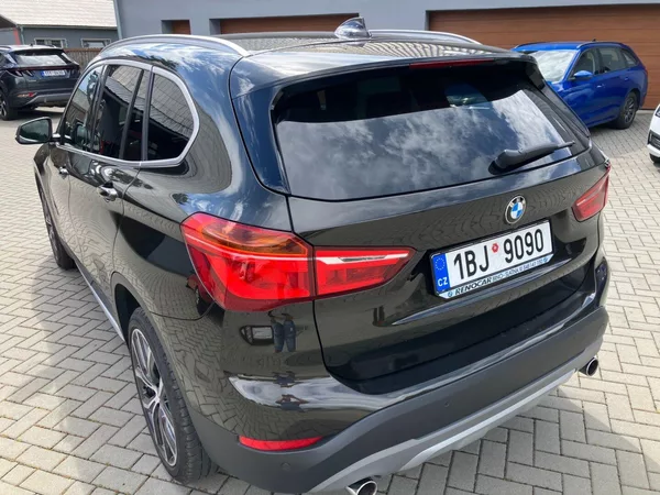 BMW X1 X-DRIVE 2.0d 140kW HEAD-UP,ČR - foto 6