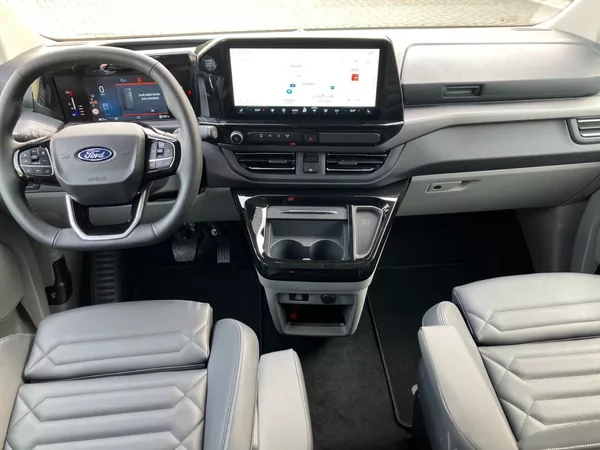 Ford Tourneo Custom TITANIUM LONG 8-AT AWD - foto 17