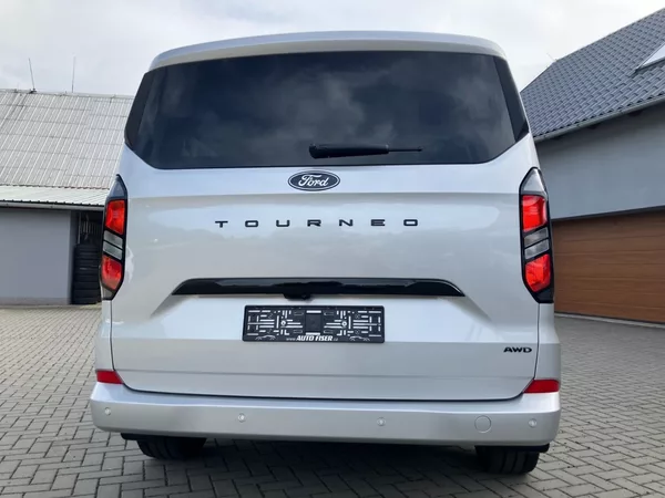Ford Tourneo Custom TITANIUM LONG 8-AT AWD - foto 8