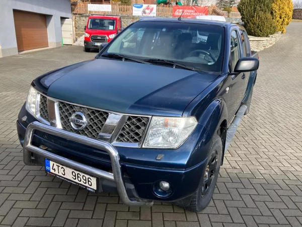 Nissan Navara 2.5DCI 4WD DOUBLE CUB - foto 10