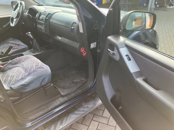 Nissan Navara 2.5DCI 4WD DOUBLE CUB - foto 12
