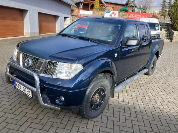 Nissan Navara 2.5DCI 4WD DOUBLE CUB - foto 9