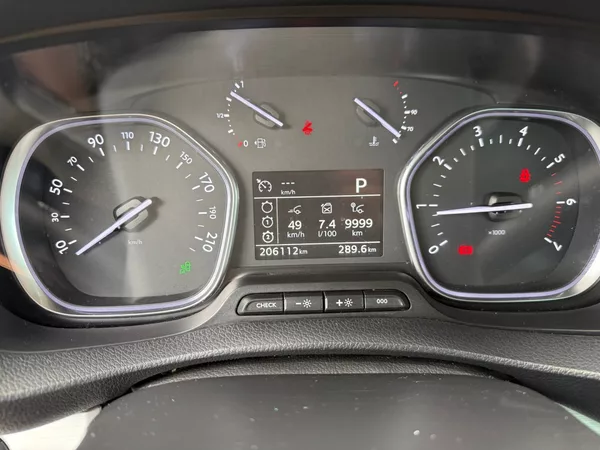Peugeot Traveller ALLURE L2 2.0HDI 130kW 8MÍST - foto 19