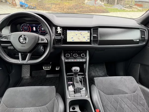Škoda Kodiaq 2.0TDI 140KW 4x4 SPORTLINE - foto 11