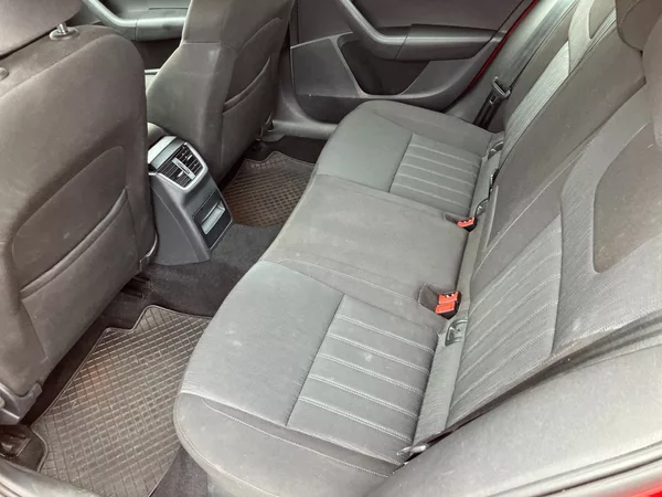 Škoda Octavia 1.6TDI 85kW STYLE NEHAVAROVANÉ - foto 15